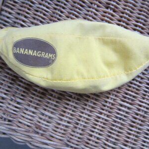 NWT/Banagrams Word Game ~ Portable ~ Tons of Fun!